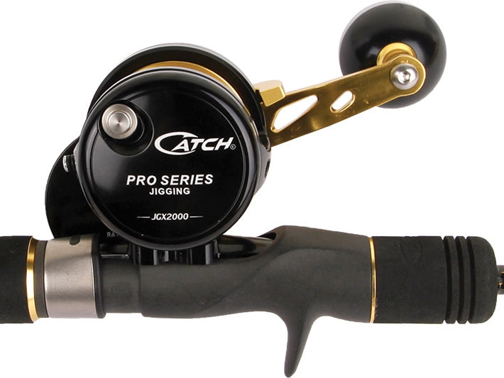 catch fishing reels Reel Big Game and the tackle box features a built Catch Fishing JGX2000 reel &